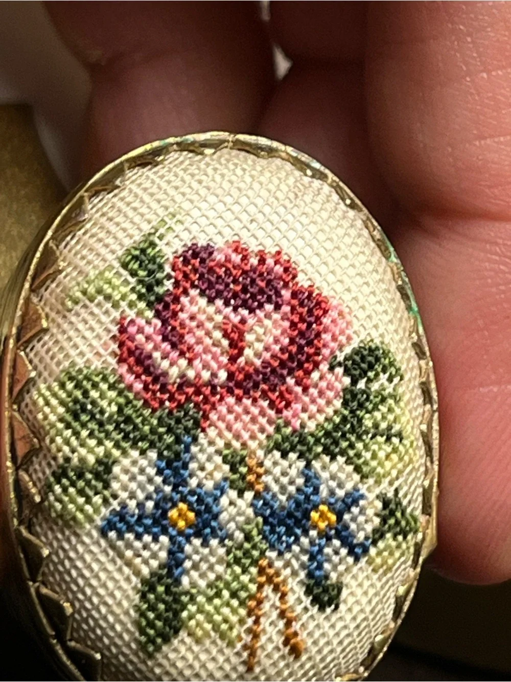 Vintage Floral Cloisonne Enamel Petit Point Pill Box - Picture 4 of 11